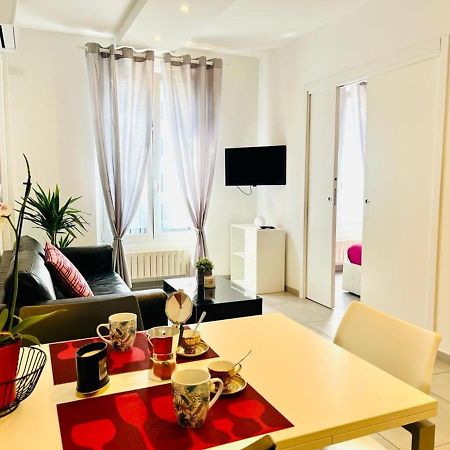Nice Apartments In The Historic Center 베르바니아 외부 사진