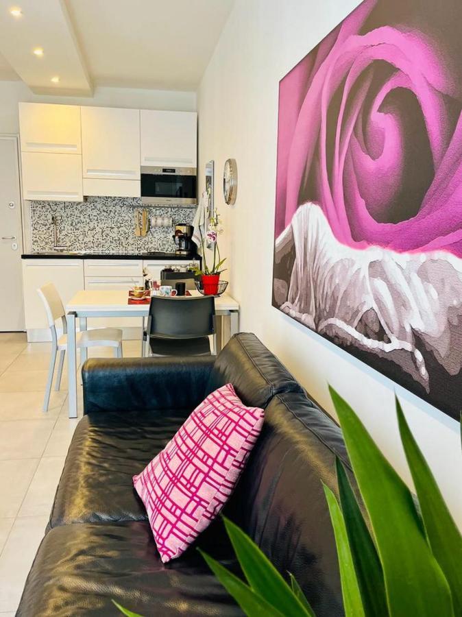 Nice Apartments In The Historic Center 베르바니아 외부 사진