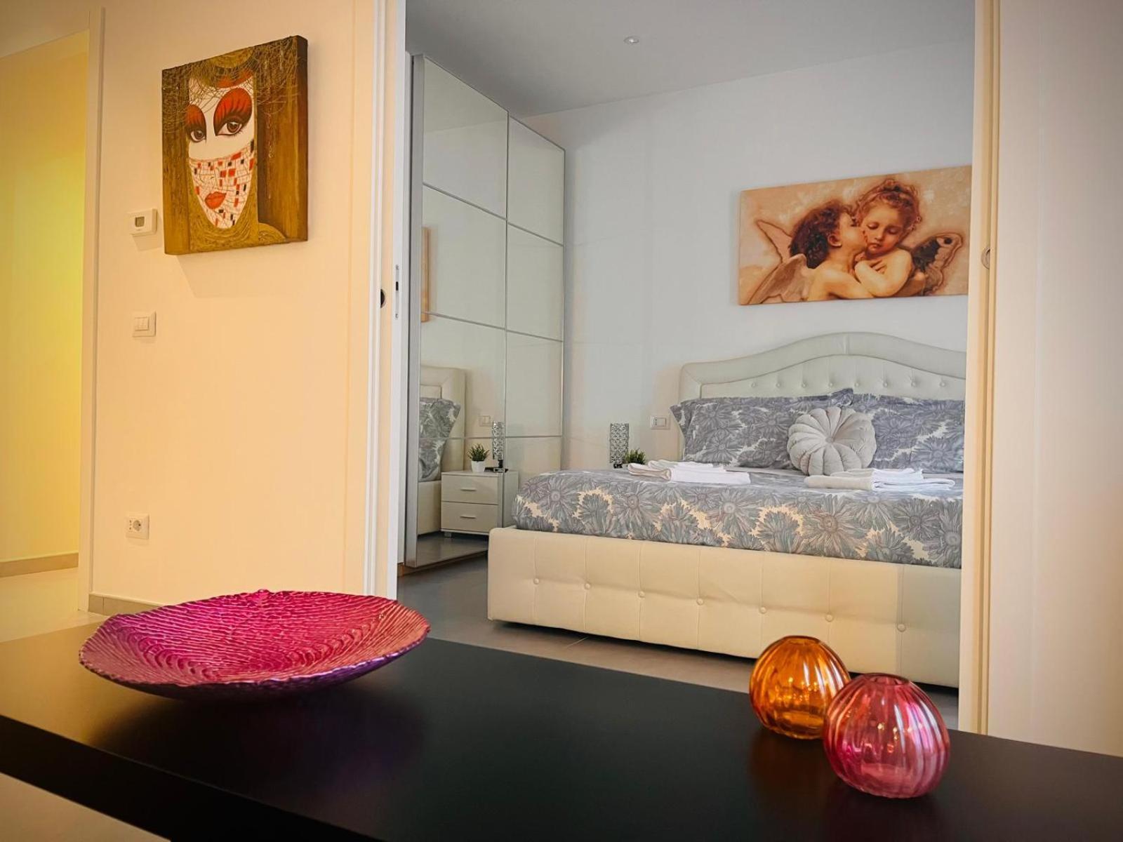 Nice Apartments In The Historic Center 베르바니아 외부 사진