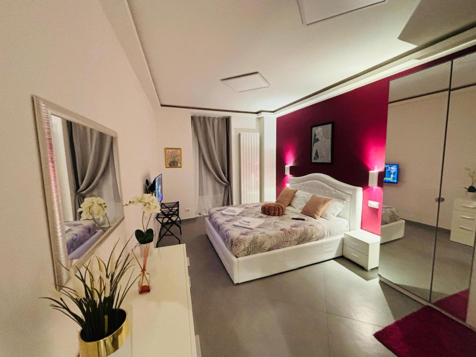 Nice Apartments In The Historic Center 베르바니아 외부 사진